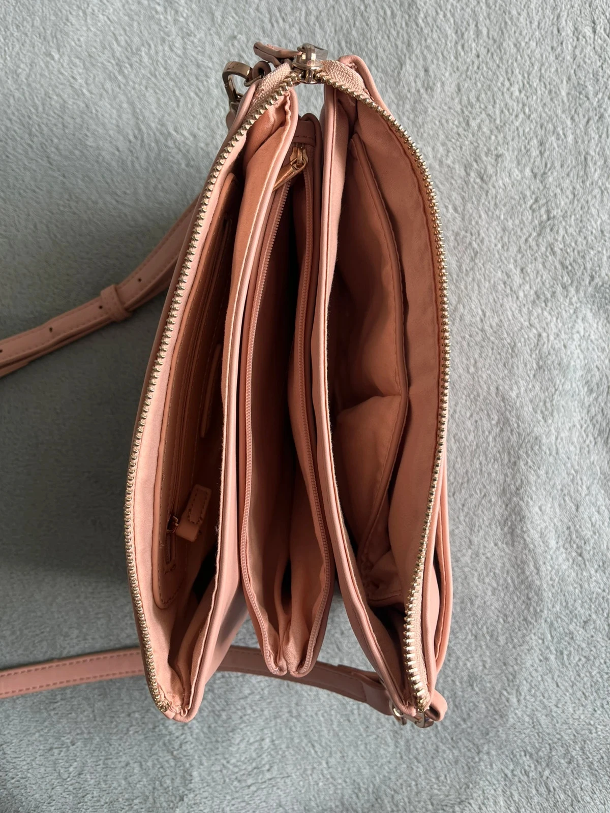 MOA pink powdery shoulder bag new – photo 4